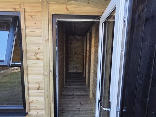 23x12 Summer House Home Bar Combi