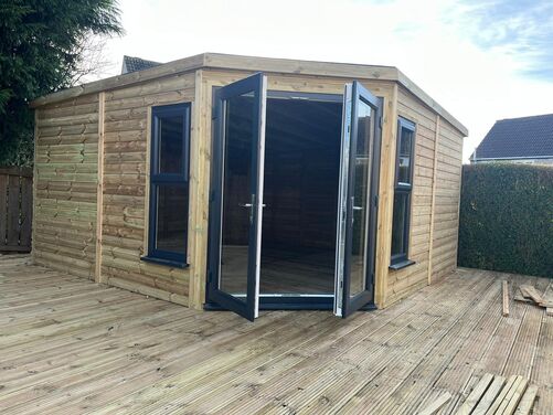 #PVC046 14x14 Corner Summer House