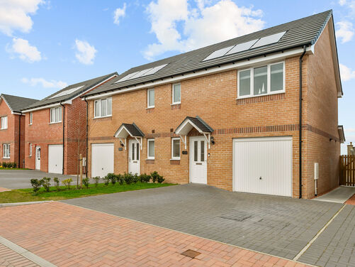 Middlerigg Avenue, Reddingmuirhead, FK2 0WG