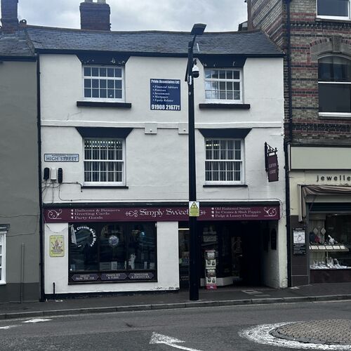 NEWPORT PAGENELL - 2 STOREY- 2 BEDROOM APARTMENT