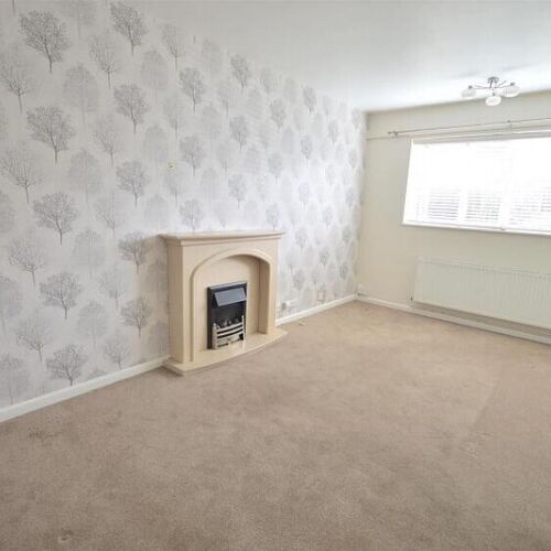 2 BEDROOM APARTMENT TO LET