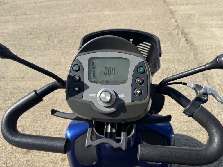 Road Legal 8mph Mobility Scooter