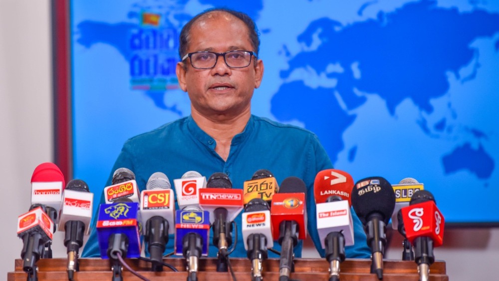 சட்ட விதிகள் அறிமுகப்படுத்தப்பட்டும்