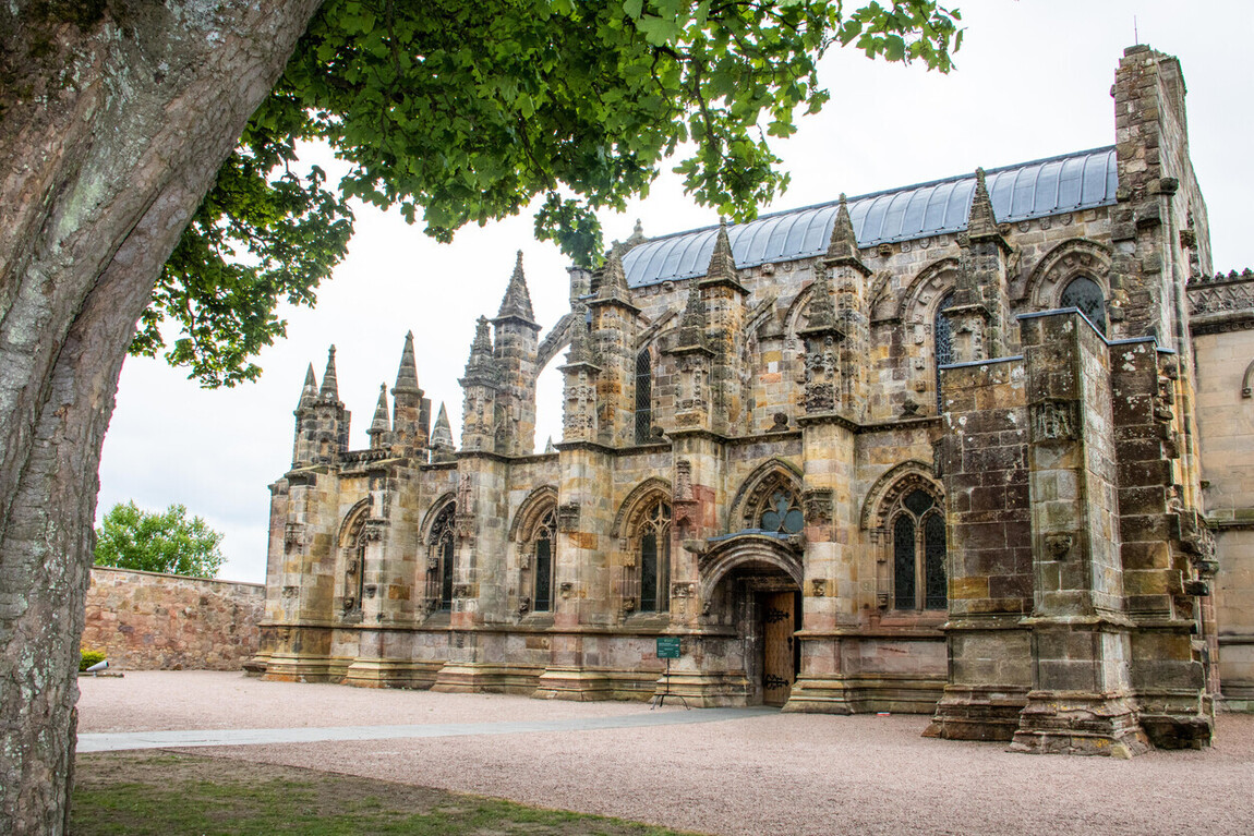  Rosslyn Chapel, Scottish/English Border & Hadrian's Wall