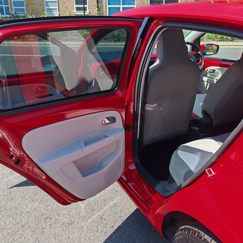 Volkswagen Move UP 2015