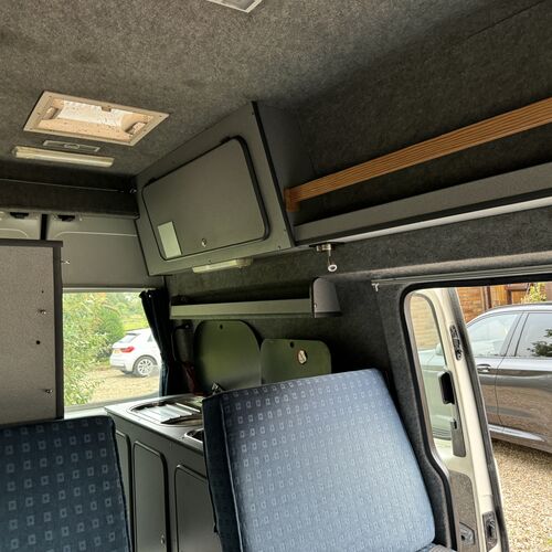 2006 VW T5 Aztec Campers High Top Camper Van 2.5TDi 130 LWB - 1 Owner 16yrs