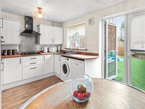 Auld Kirk Road, Tullibody, FK10 2TG