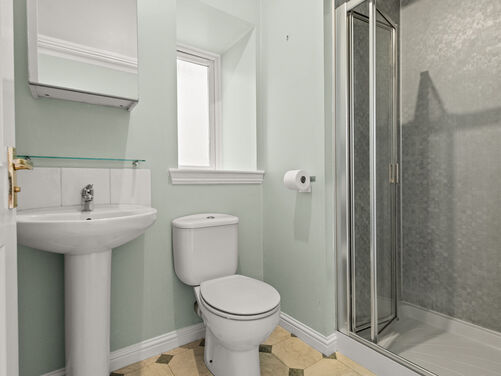 Flat 3, Kenmore House, Quarry Brae, Brightons, FK2 0SX