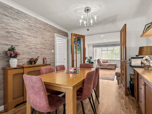 James Smith Avenue, Maddiston, FK2 0FP