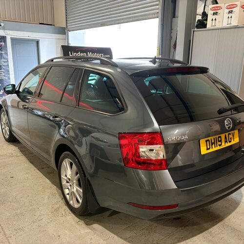 2019 (19) SKODA OCTAVIA 2.0 TDi DIESEL CDR SE L 5 DOOR ESTATE