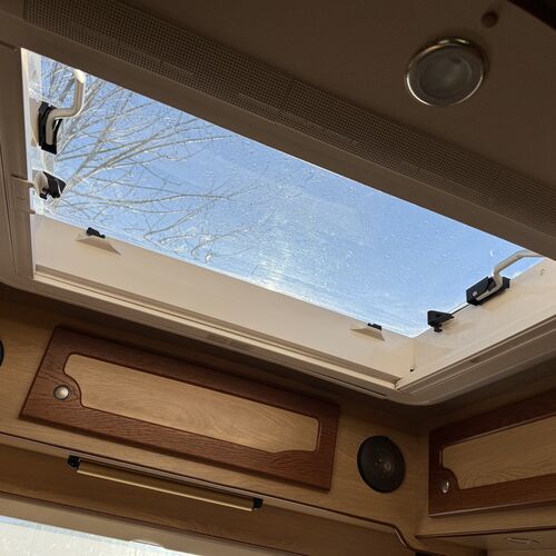 2006 IH Savannah Tio R Luxury Camper Van Fiat Ducato - LHD - Automatic - 1 OWNER FROM NEW!