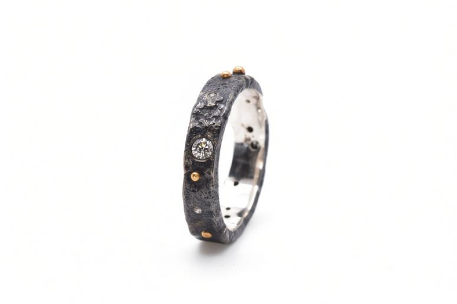 Gypsy Jeweller | One to one jewellery tuition |  Learn enamelling and stone setting | Unique handcrafted jewellery