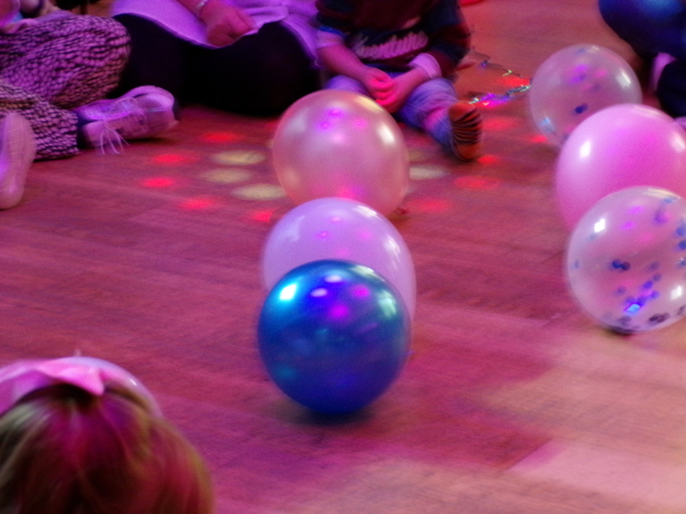 Parties | Pulse &amp; Pop! | Children's Birthday Party Venue Hire Spalding, UK |  Musical Theatre Classes and Experiences in and around Lincolnshire, UK | Wedding and Events Singer based near Peterborough, UK