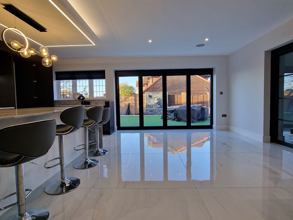 5 Bedroom double extension and full refurbishment 