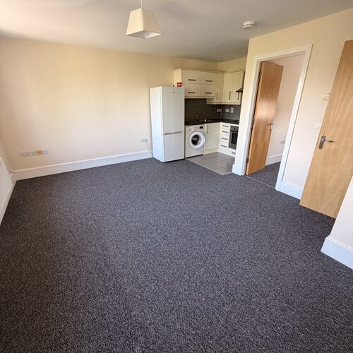 BROUGHTON - 1 BEDROOM APARTMENT