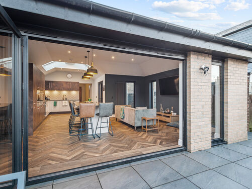 George Street, Falkirk, FK2 7EY