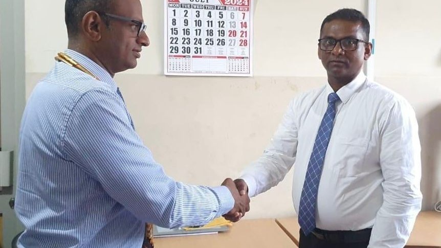 சாவகச்சேரி வைத்தியசாலையின் கடமைகளை பொறுப்பேற்றார் வைத்தியர் ரஜீவ்