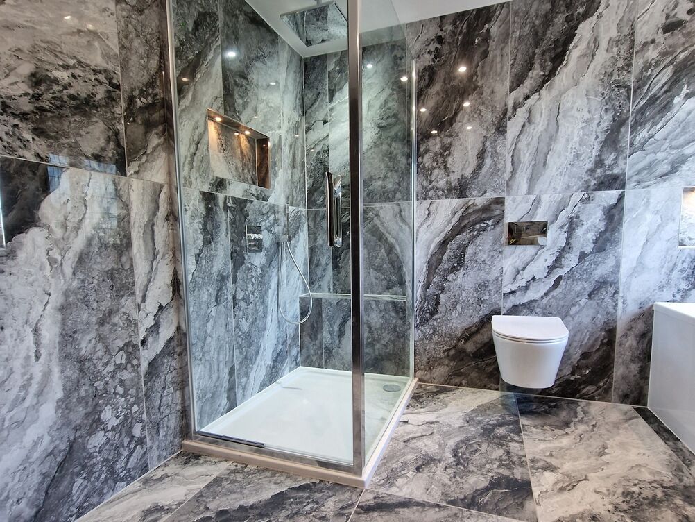 5 Bedroom double extension and full refurbishment 