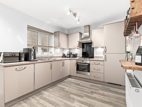 Lapwing Place, Alloa, FK10 1SJ