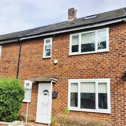 2 Bedroom Semi-Detached House for Rent