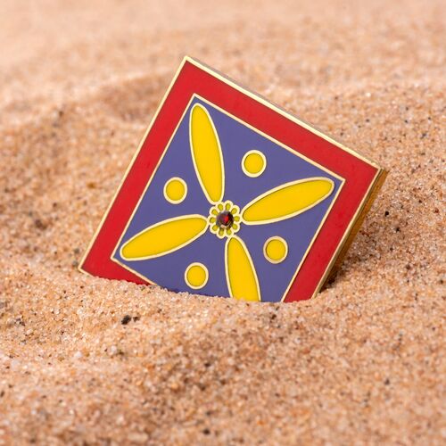 Badge. The Persian Cross. Multi-coloured Cross with 1 central Red stone. Original Pattern.