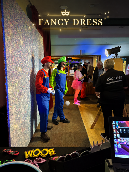 Gallery  | Pic Me! by Sweetalicious | Wedding Photo Booth Hire Hampshire | Corporate Photo Booth Hire Southampton | Luxury Photo Booth Hire Bournemouth