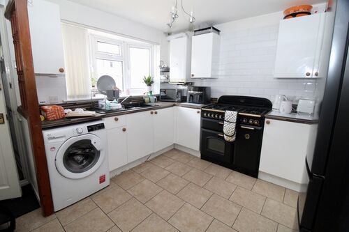 Narrow Lane, Aylestone, LE2 8NA