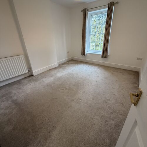 OLD WOLVERTON - 3 BEDROOM BARN CONVERSION