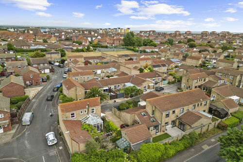 Gardner Close, Eastbourne