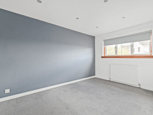 Pirleyhill Gardens, Falkirk, FK1 5NB