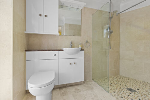 Gardner Close, Eastbourne