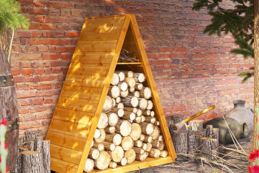 Triangle Log Store 4x2