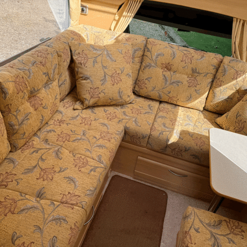 2008 Nu Venture Moniche Motorhome - 1 Family from new - 3678 Miles!