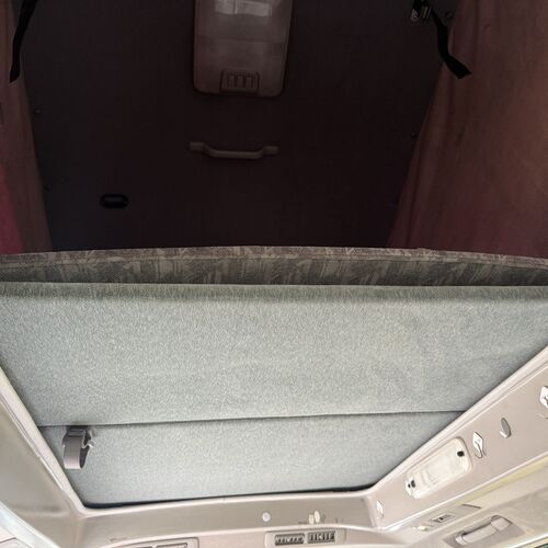 1999 Nissan Elgrand 3.2V6 Auto Camper Van 2 Berth