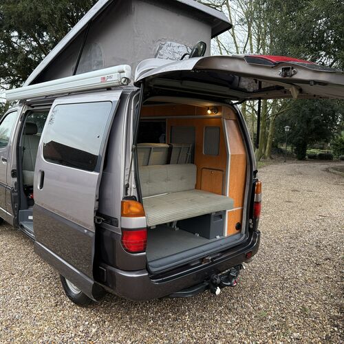 Wellhouse Toyota Granvia Luxury Camper Van 4 Berth - Automatic 4WD