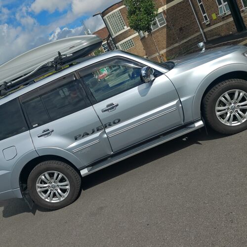 MITSHUBISHI Pajero Shogun 3.8 V6 2012 - Petrol Euro5 Ulez Compliant