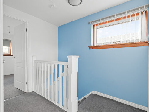 Pirleyhill Gardens, Falkirk, FK1 5NB