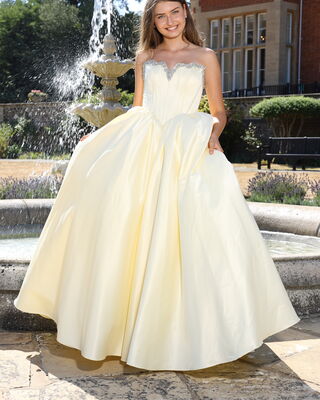 Prom dresses for sale | MiAmor Boutique | Prom Dresses Sutton Coldfield | Prom Dress Shop Birmingham | Evening Dresses Sutton Coldfield