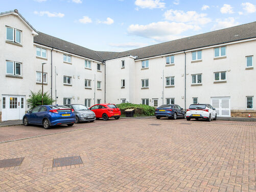 McCormack Place, Larbert, FK5 4TZ