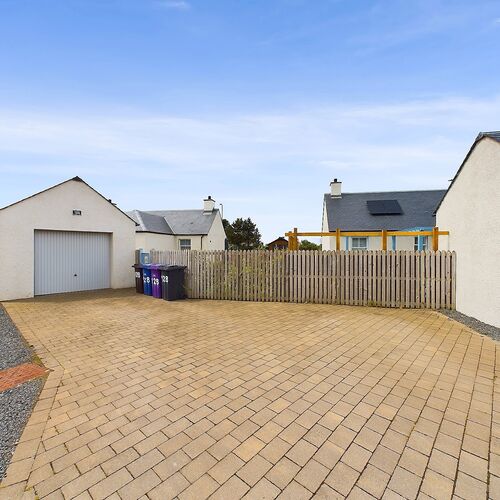 Ardrossan Road, Seamill 