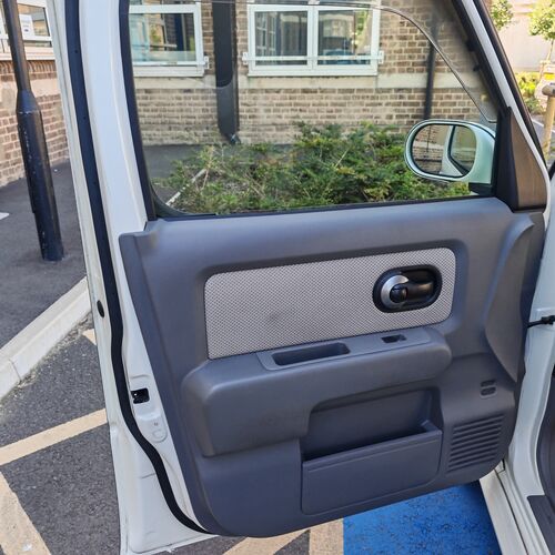 Nissan Cube3 - Rider AUTECH 2007