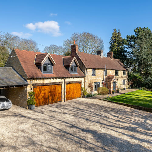 Cuttle Mill Bank Cottage, Paulesbury NN12 6LF