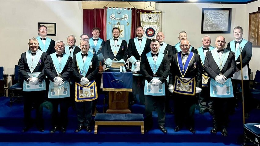Trevaunace L4668, kicks off the new Provincial year in style, with a superb Installation meeting