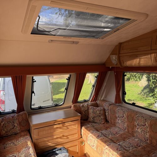 ABI Brooklyn 400-2 Caravan 2 Berth Lightweight 925kg 2001 Model - VERY TIDY EXAMPLE!