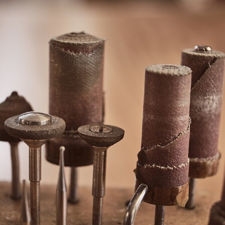 Resizing & reshaping