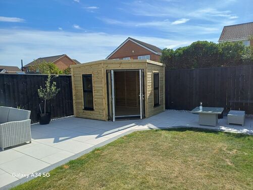 #PVC052 10x10 Corner Summer House