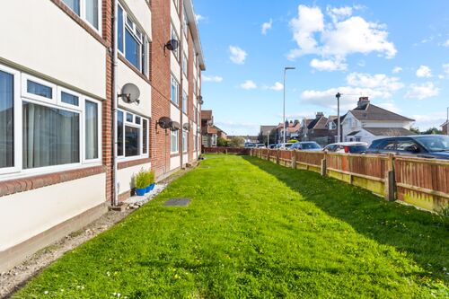 Roselands Avenue, Eastbourne