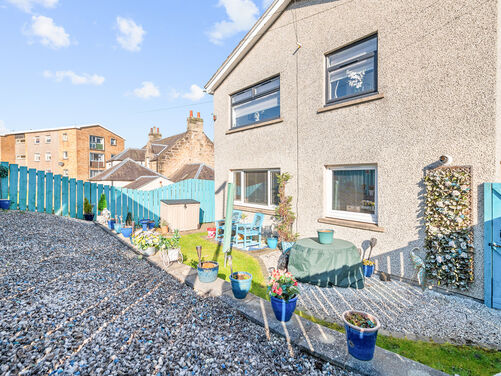 Briardene, Laurieston, FK2 9JF