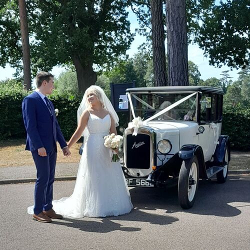 Gallery | Wedding Cars Harpenden, St Albans, Watford, Hemel Hempstead | Heritage Classic Cars