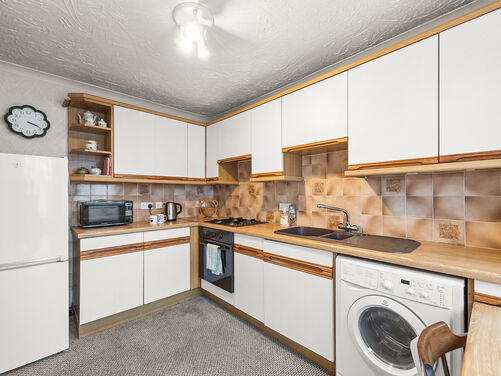 Nevis Crescent, Alloa, FK10 2BN